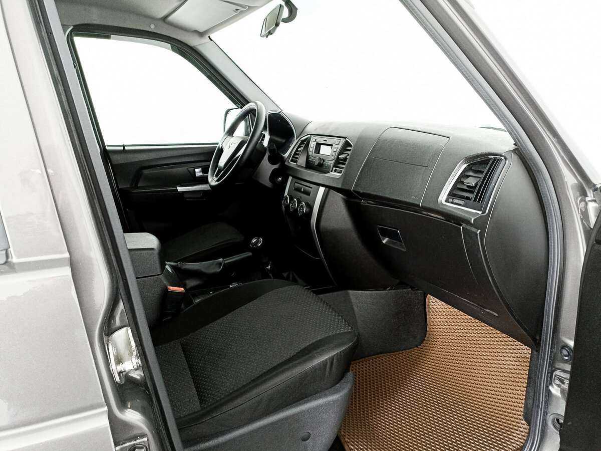 УАЗ Patriot б/у, 2016, Механическая. Фото: #8