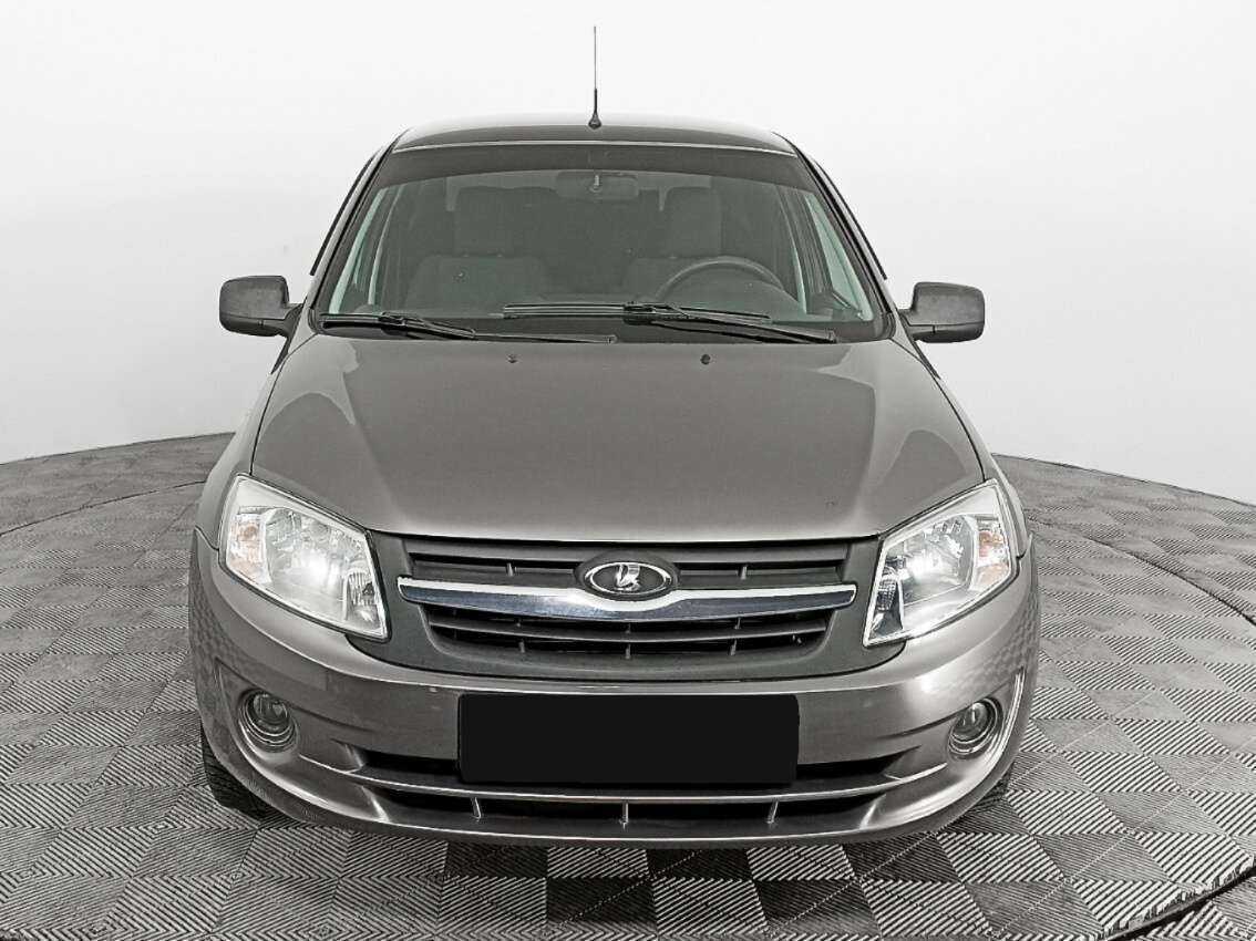 Лада (ВАЗ) Гранта б/у, 2014, Механическая. Фото: #1