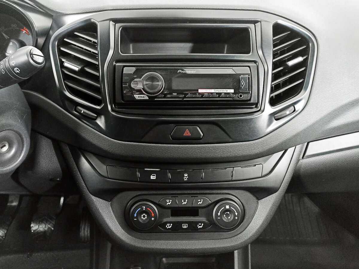 Лада (ВАЗ) Веста б/у, 2019, Механическая. Фото: #10