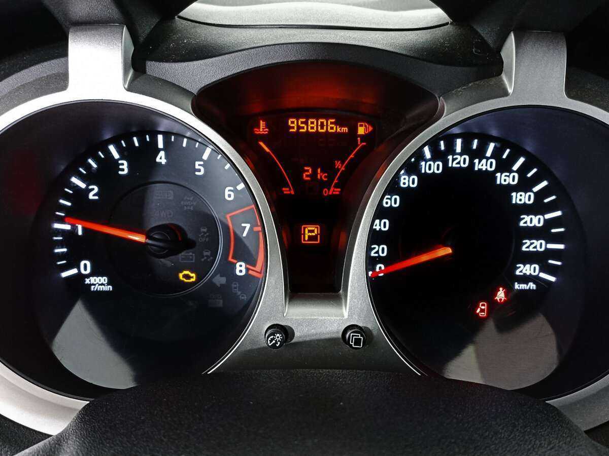 Ниссан Жук б/у, 2014, Вариатор. Фото: #10