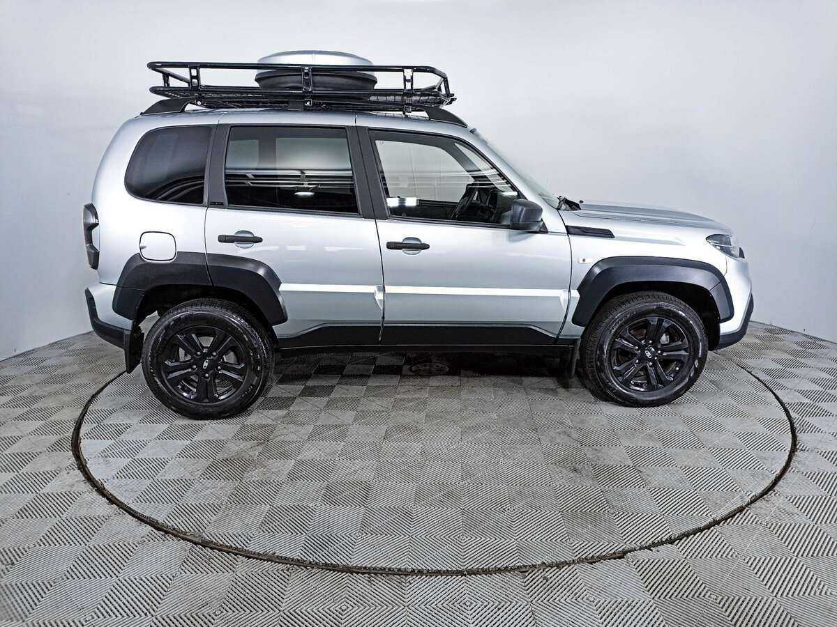 Lada (ВАЗ) Niva б/у, 2022, Механическая. Фото: #3