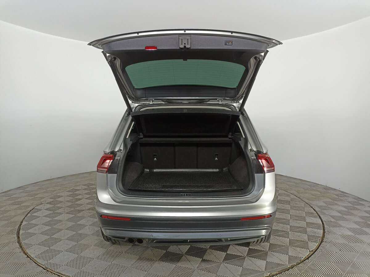 Volkswagen Tiguan б/у, 2017, Роботизированная. Фото: #9