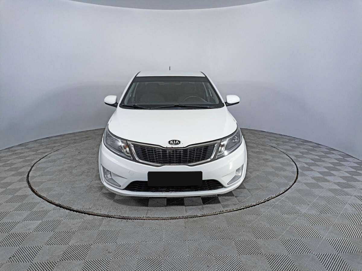 Kia Rio б/у, 2014, Механическая. Фото: #1