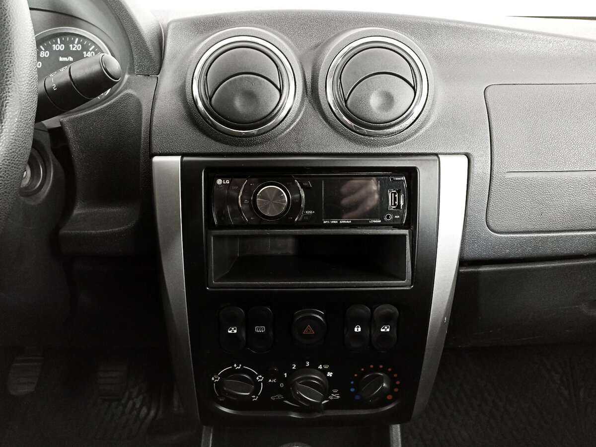 Ниссан Альмера б/у, 2016, Механическая. Фото: #14