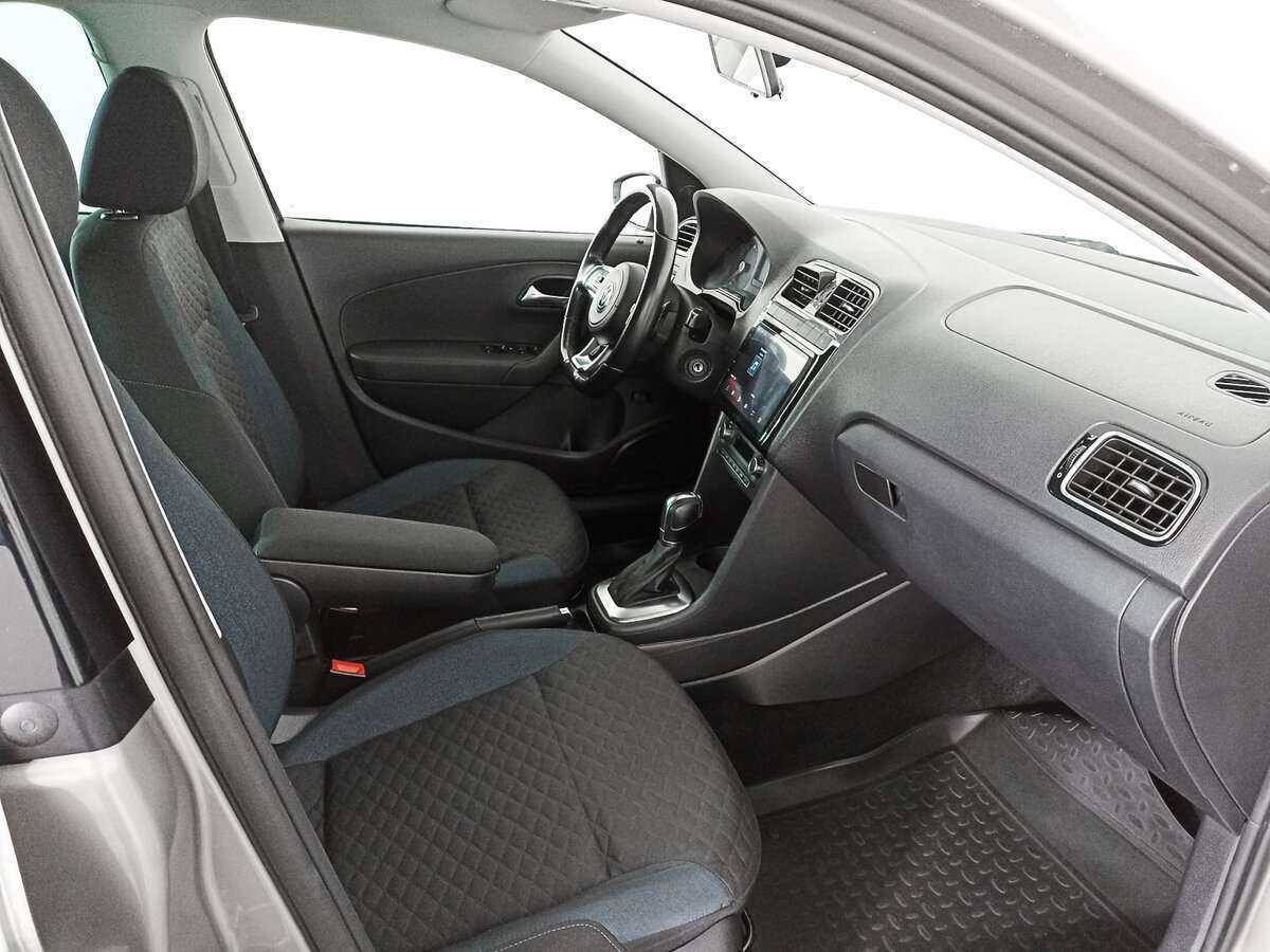 Volkswagen Polo б/у, 2019, Роботизированная. Фото: #8