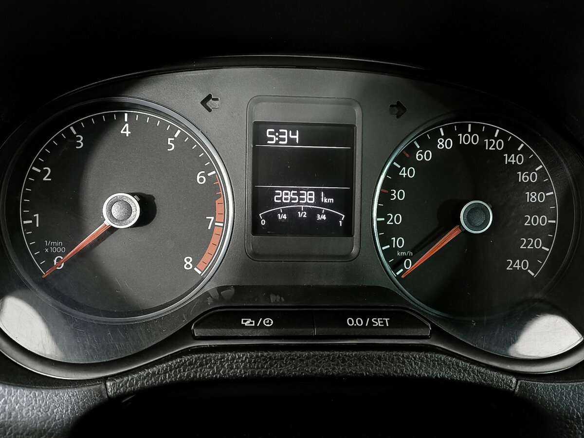 Volkswagen Polo б/у, 2019, Роботизированная. Фото: #10