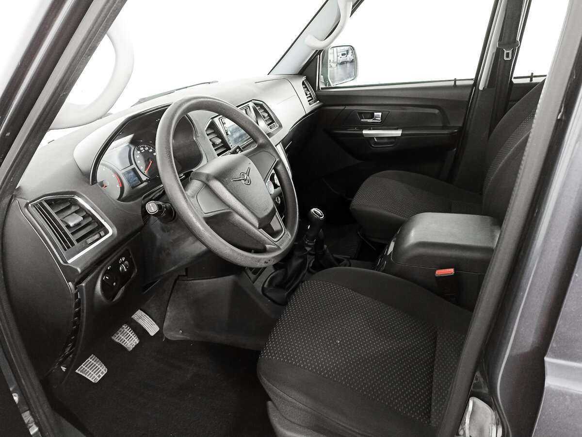 УАЗ Patriot б/у, 2019, Механическая. Фото: #12