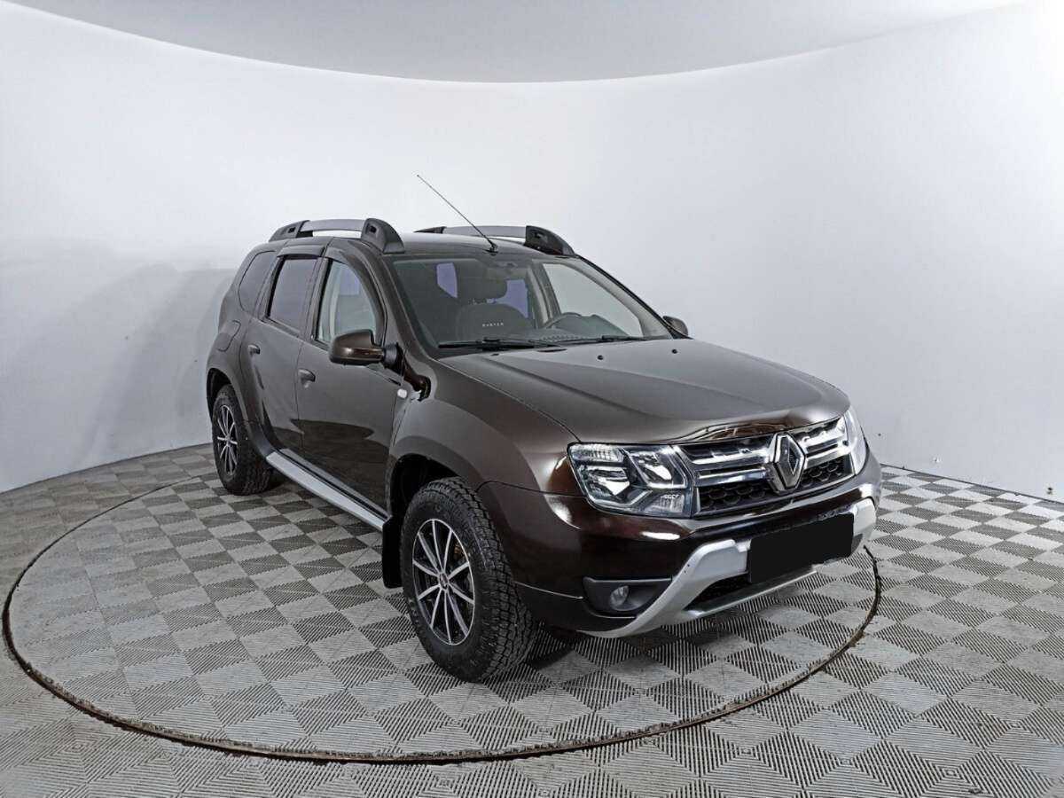 Renault Duster б/у, 2017, Механическая. Фото: #2