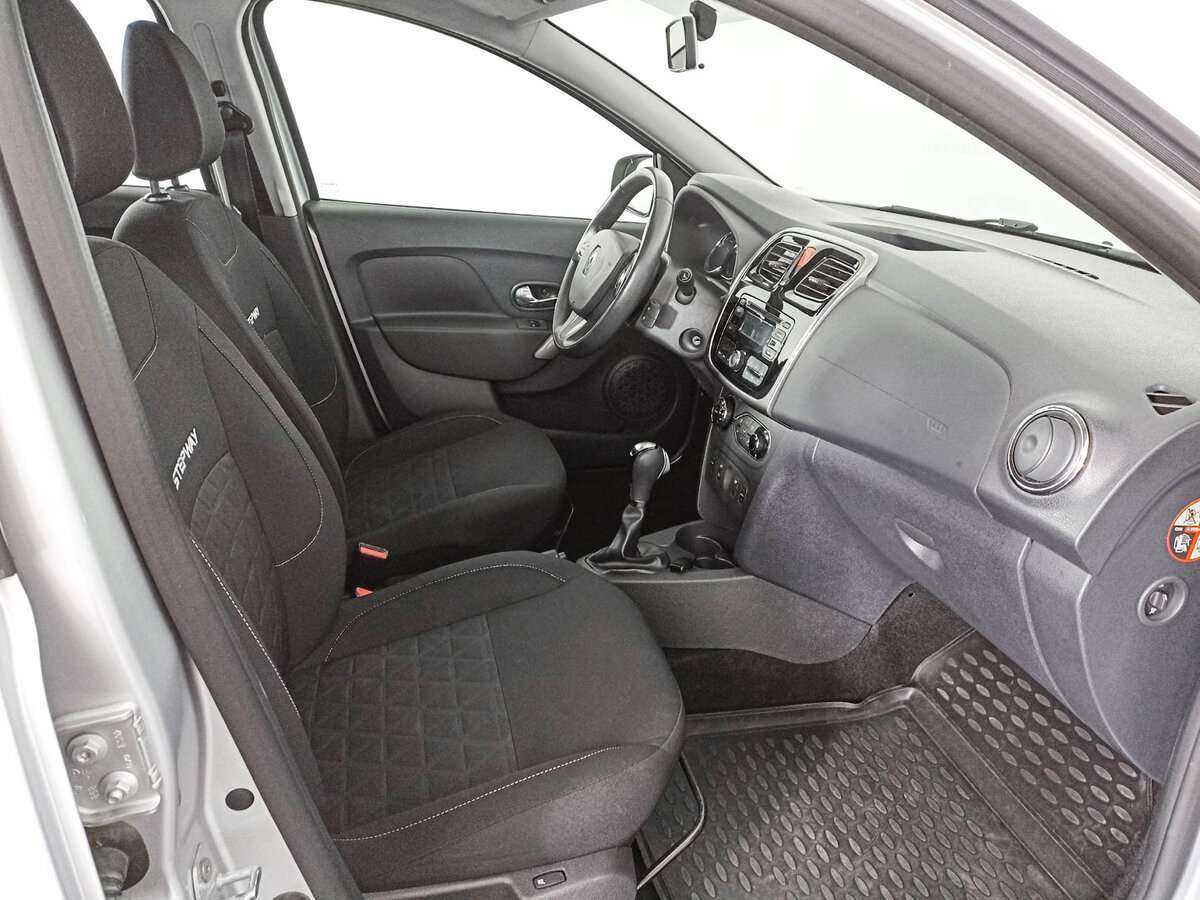 Renault Sandero б/у, 2017, Автоматическая. Фото: #8