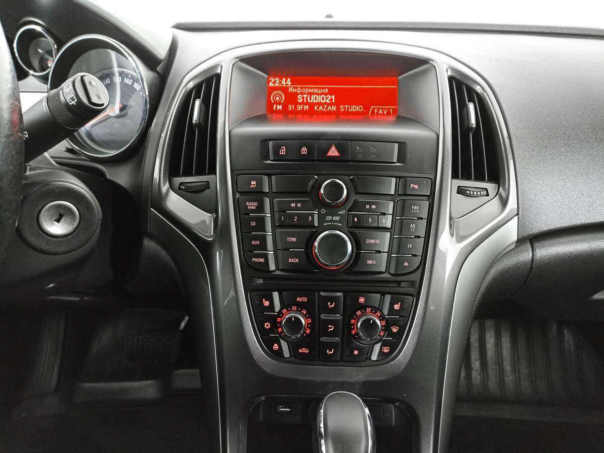 Опель Астра б/у, 2012, Автоматическая. Фото: #12