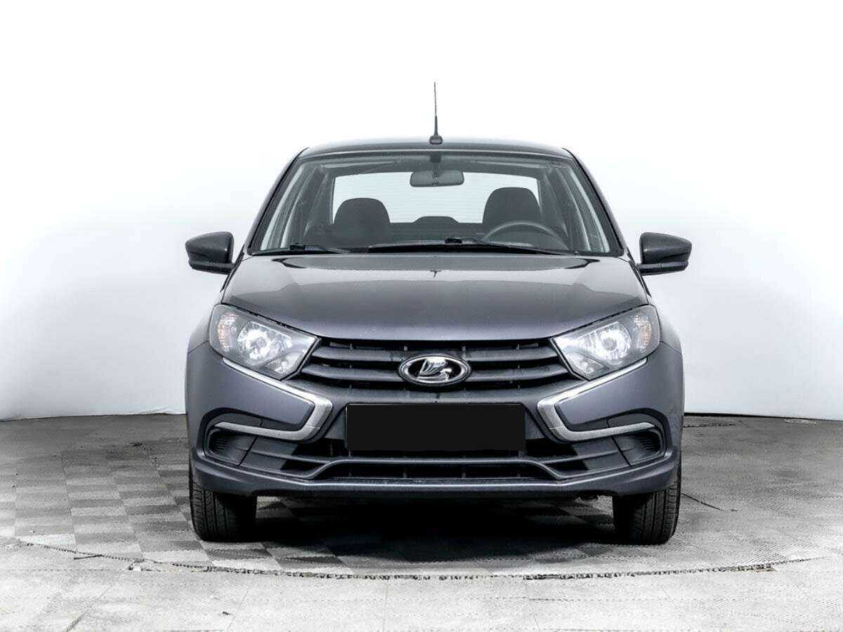 Лада (ВАЗ) Гранта б/у, 2019, Механическая. Фото: #1