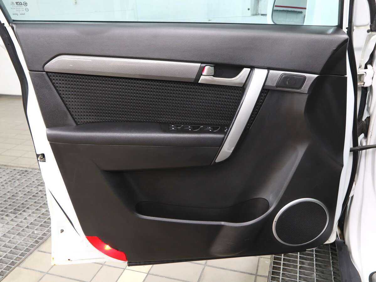 Chevrolet Captiva б/у, 2012, Автоматическая. Фото: #7