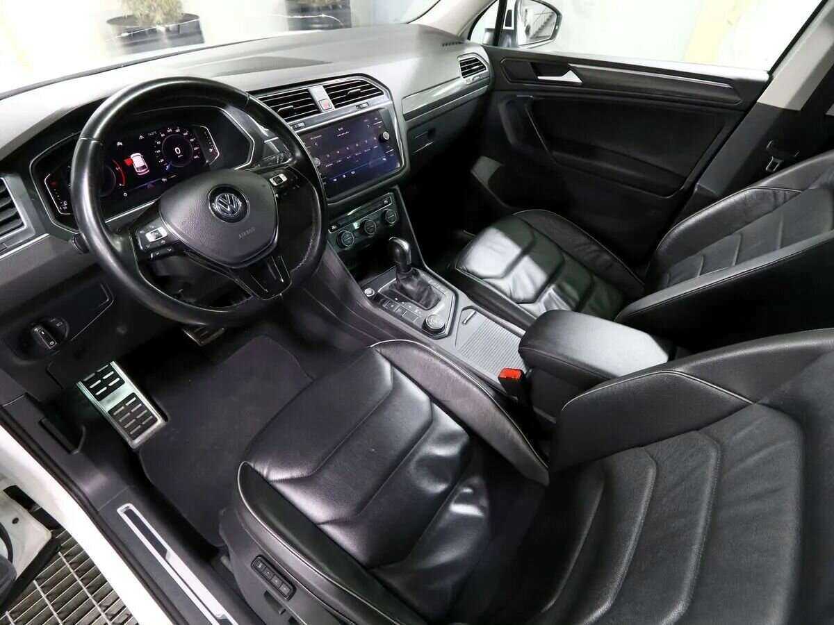 Volkswagen Tiguan б/у, 2020, Роботизированная. Фото: #9
