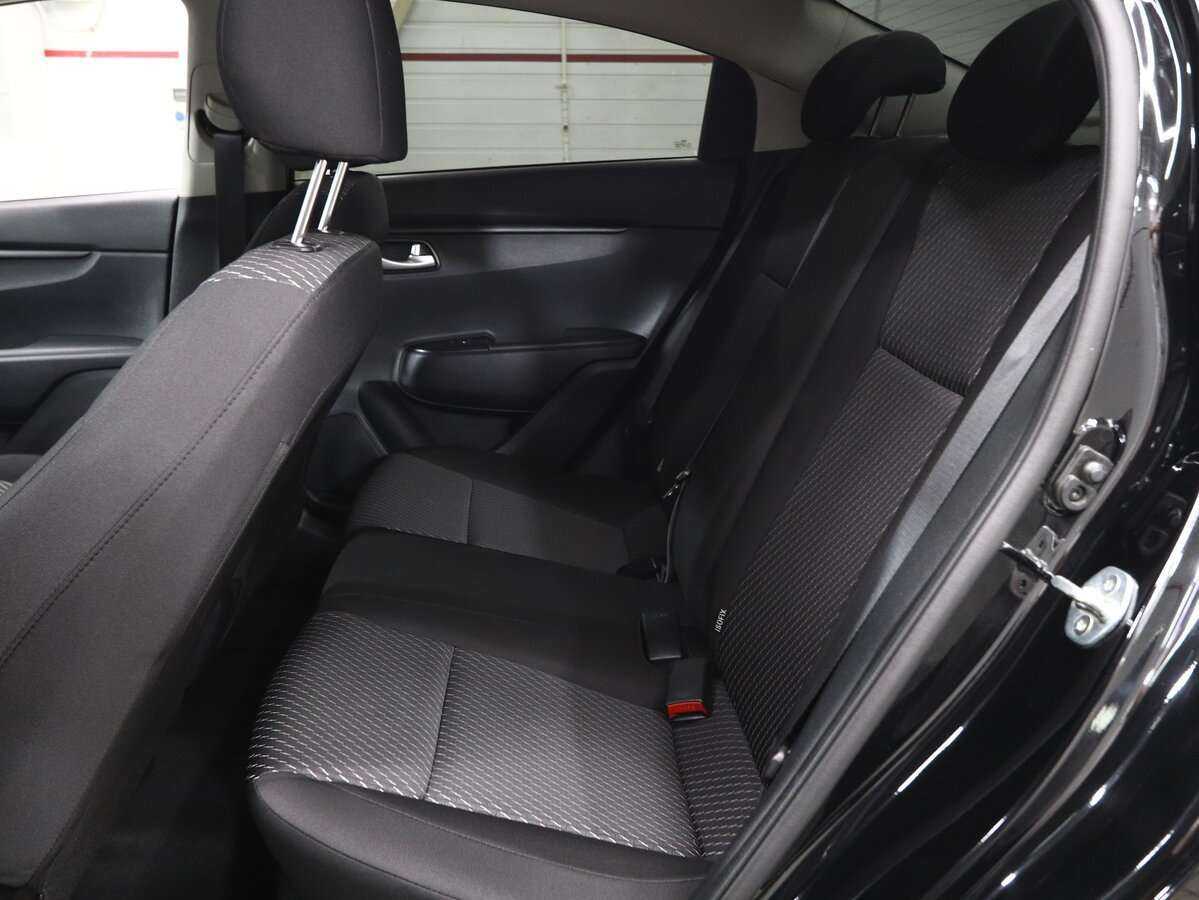 Kia Rio б/у, 2017, Автоматическая. Фото: #12