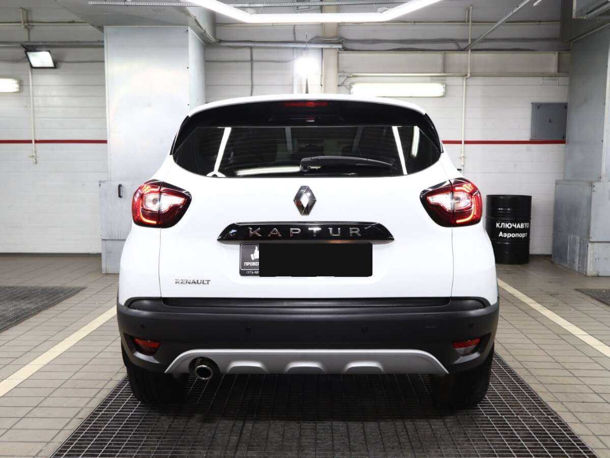 Renault Kaptur б/у, 2017, Механическая. Фото: #2