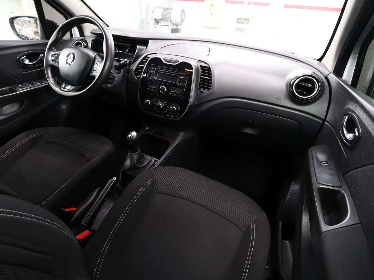 Renault Kaptur б/у, 2017, Механическая. Фото: #10