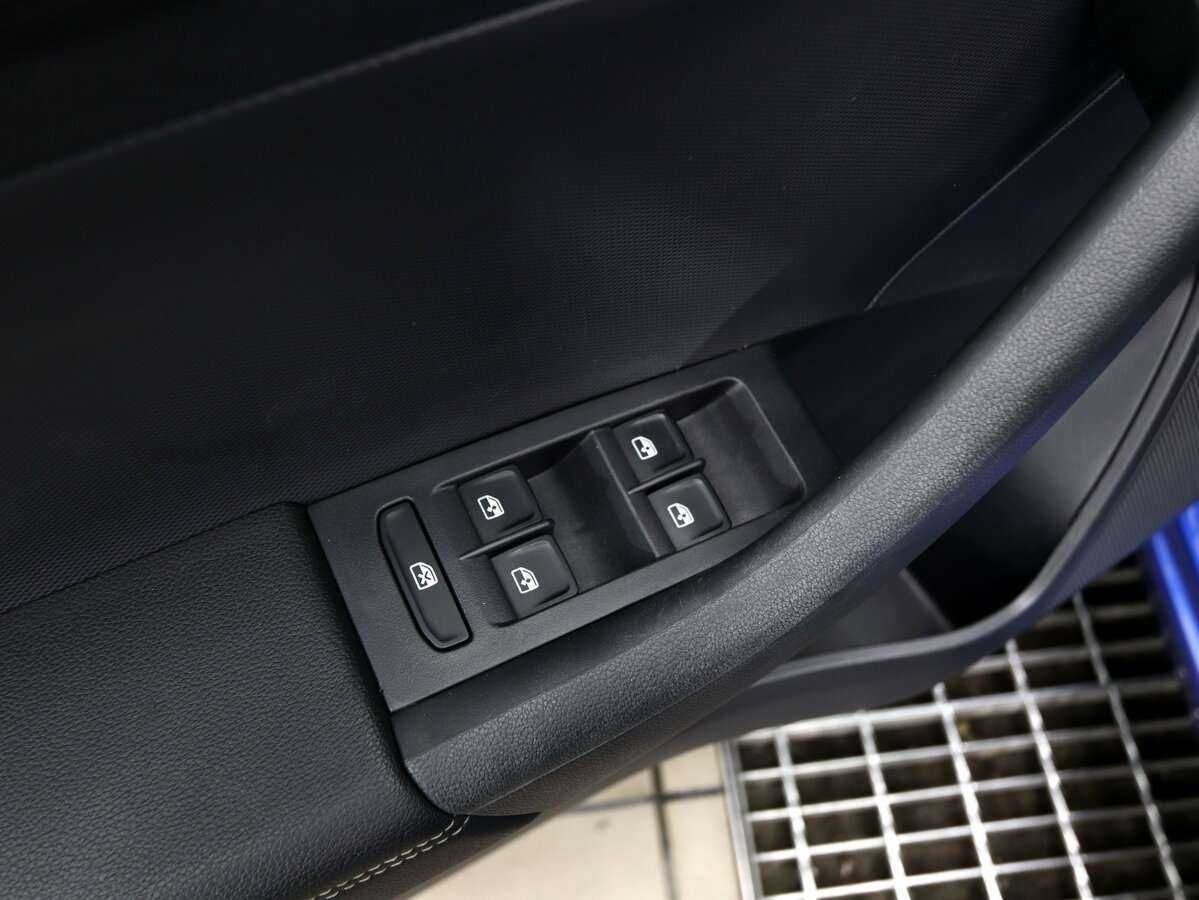 Skoda Rapid б/у, 2018, Роботизированная. Фото: #6