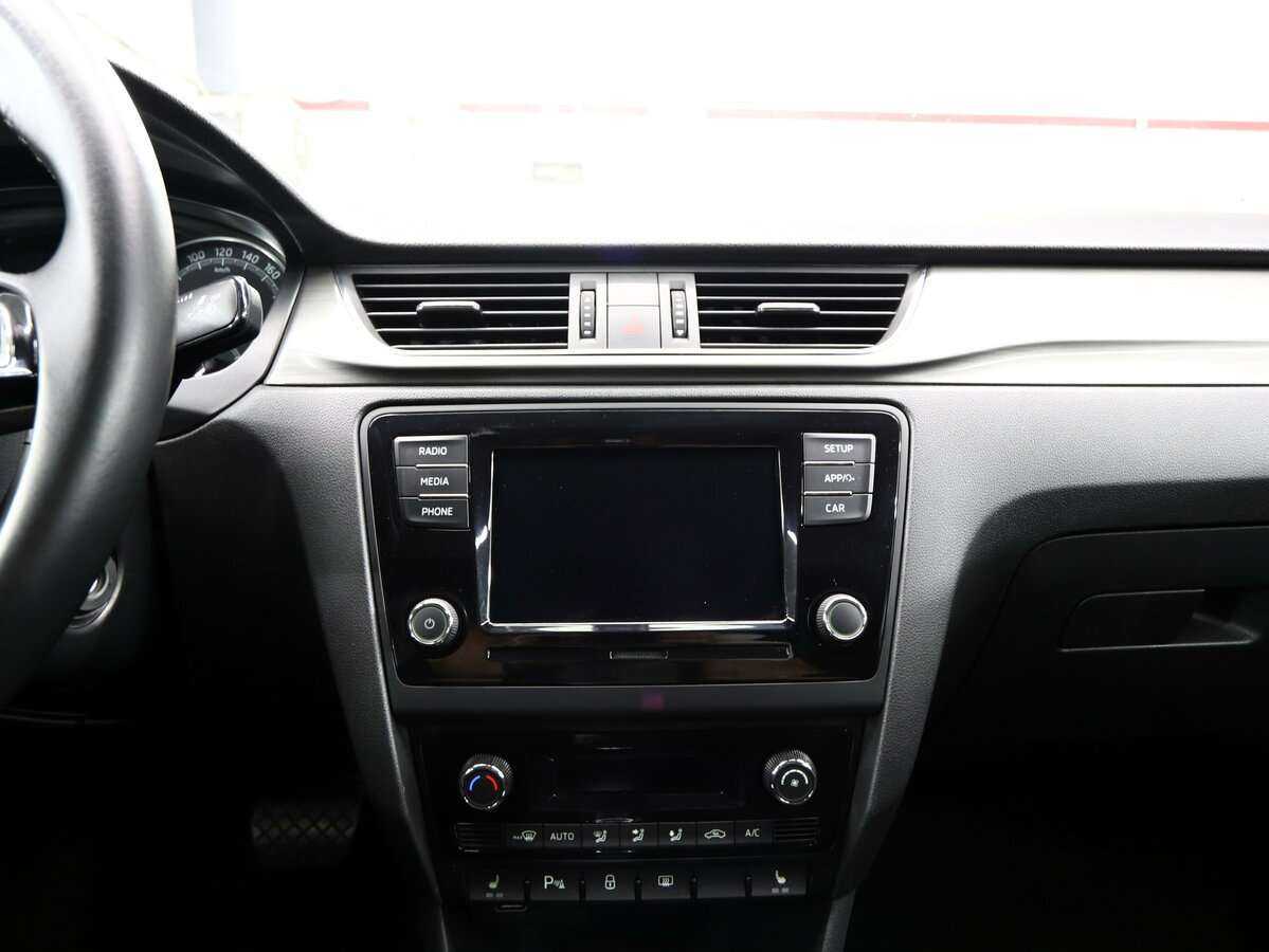 Skoda Rapid б/у, 2018, Роботизированная. Фото: #16