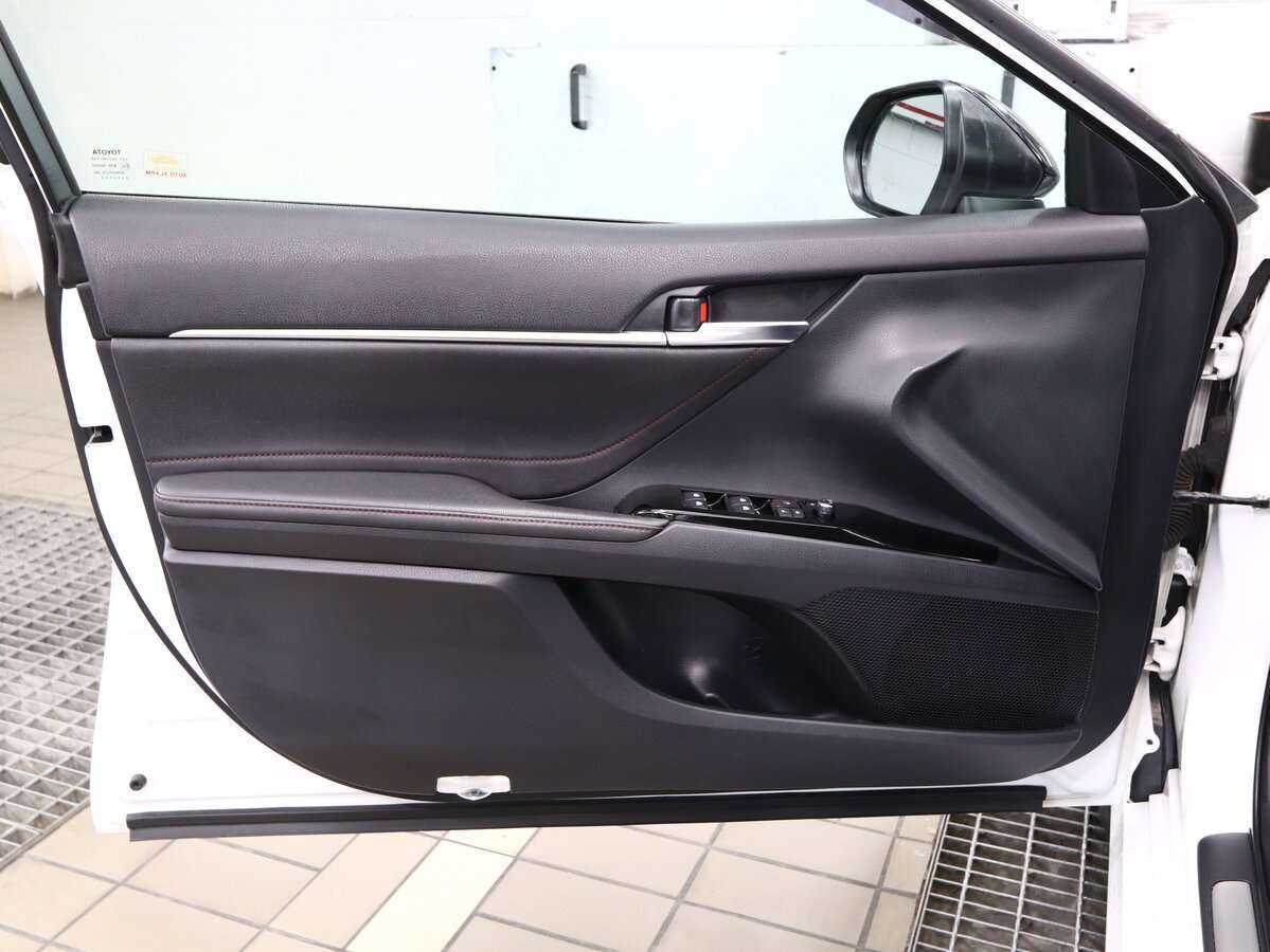 Toyota Camry б/у, 2020, Автоматическая. Фото: #4