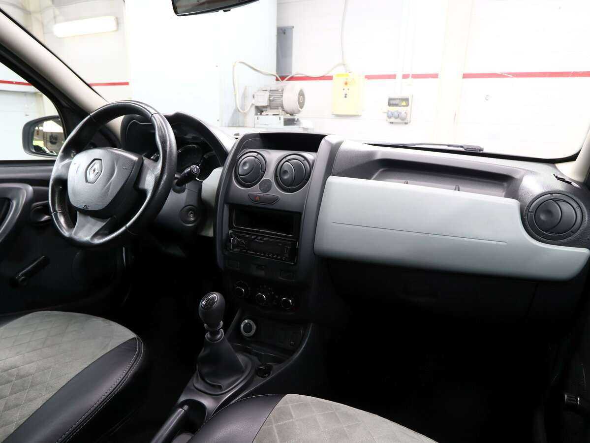 Renault Duster б/у, 2017, Механическая. Фото: #14