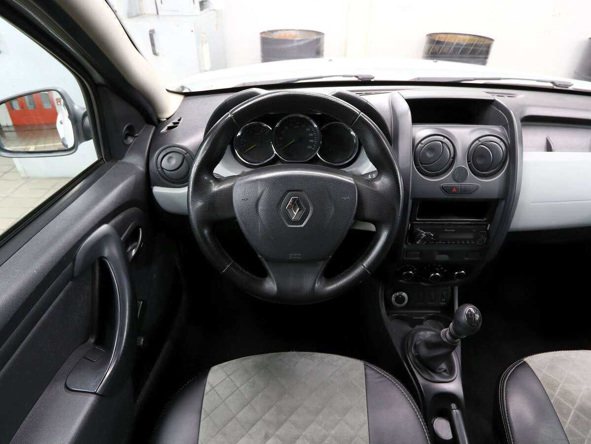 Renault Duster б/у, 2017, Механическая. Фото: #15