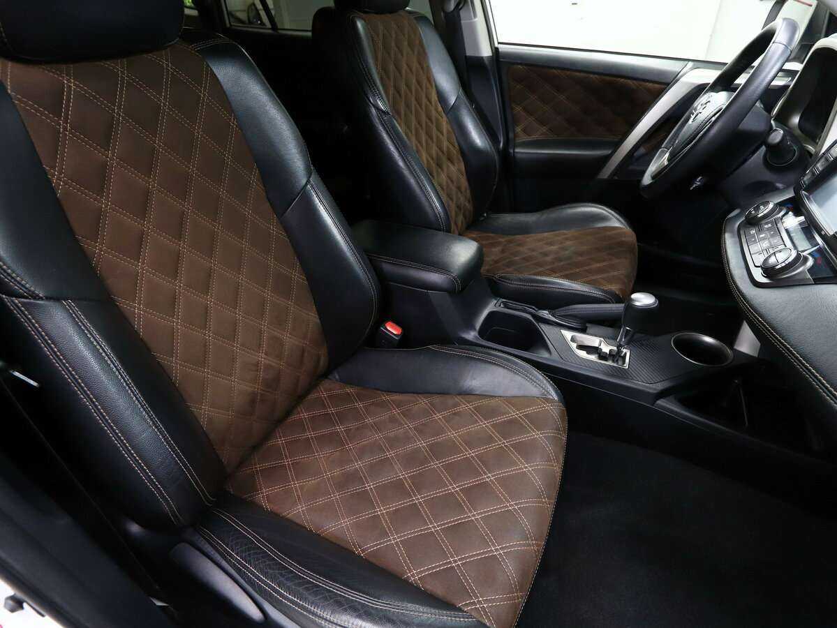 Toyota RAV4 б/у, 2014, Автоматическая. Фото: #10