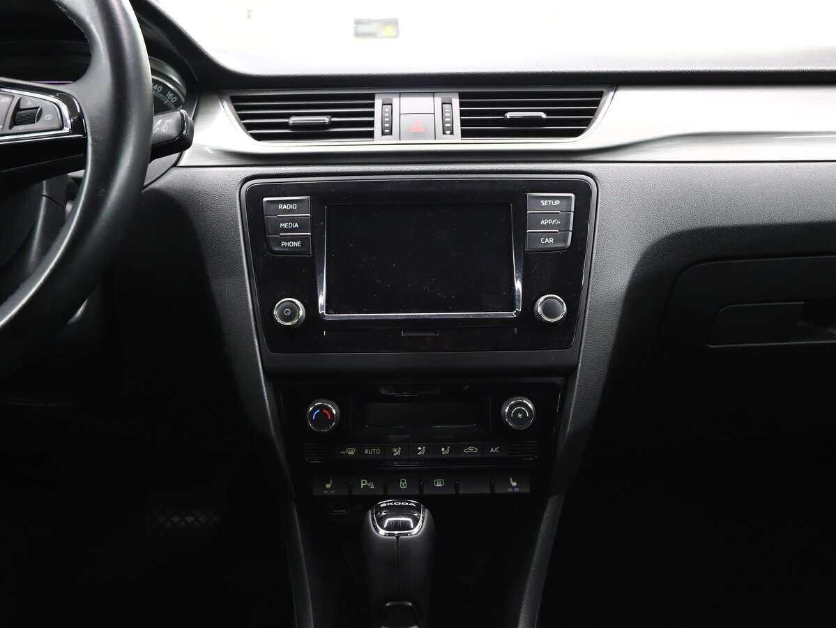 Skoda Rapid б/у, 2018, Роботизированная. Фото: #18