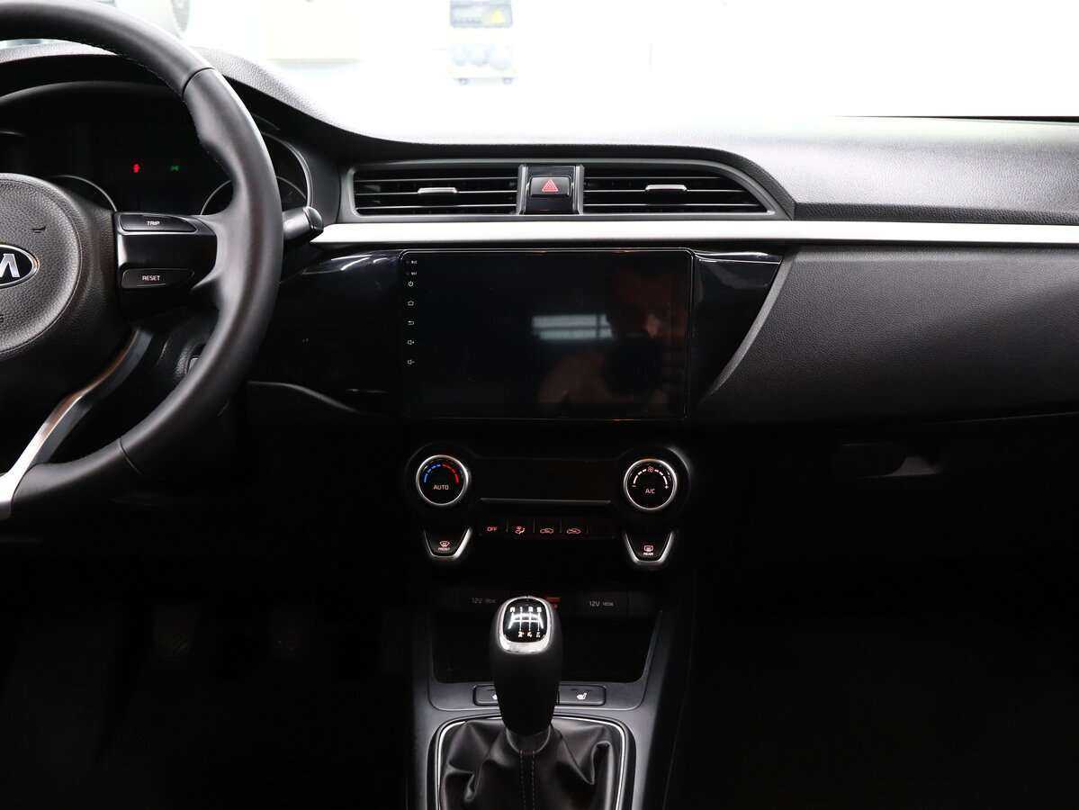 Kia Rio б/у, 2019, Механическая. Фото: #19