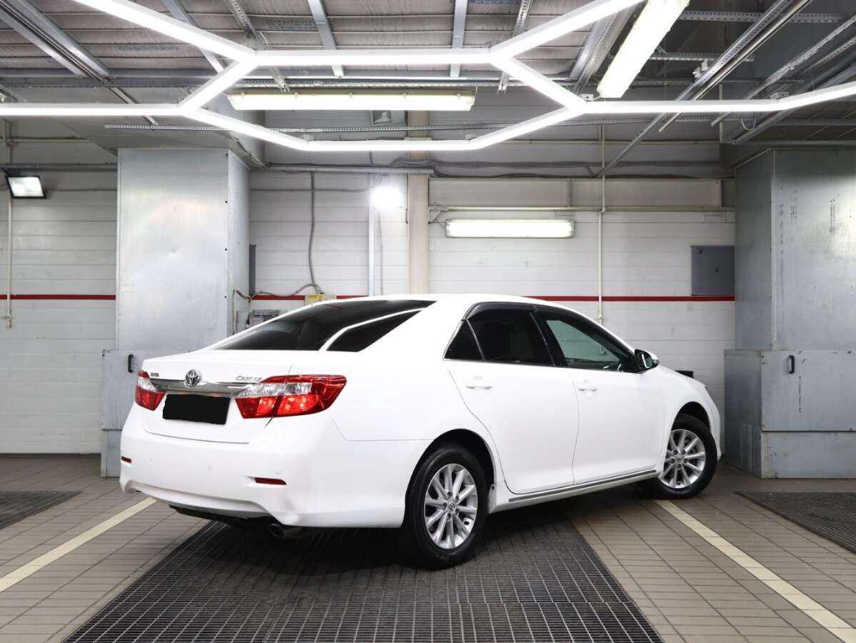 Toyota Camry б/у, 2013, Автоматическая. Фото: #1