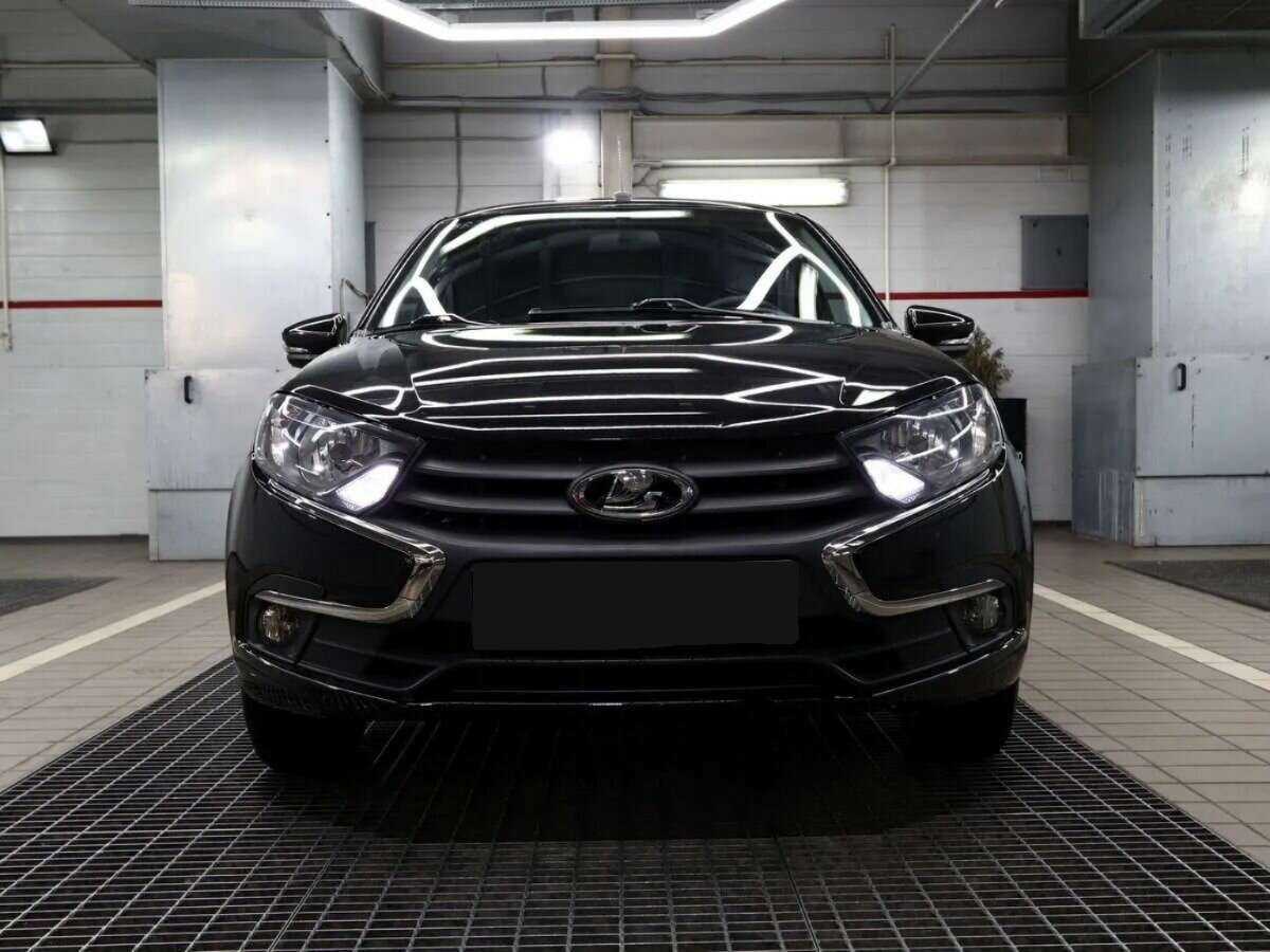 Lada (ВАЗ) Granta б/у, 2023, Механическая. Фото: #1