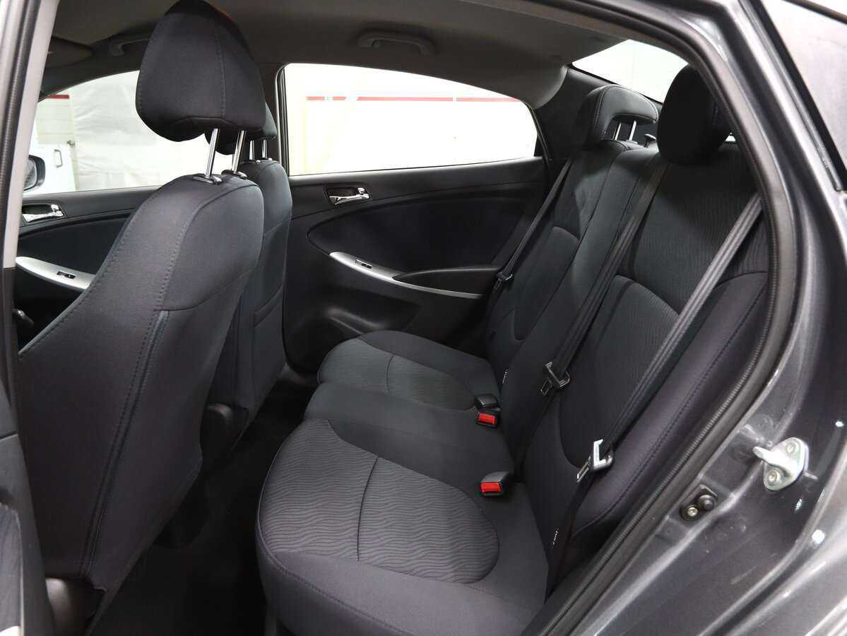 Hyundai Solaris б/у, 2014, Автоматическая. Фото: #9