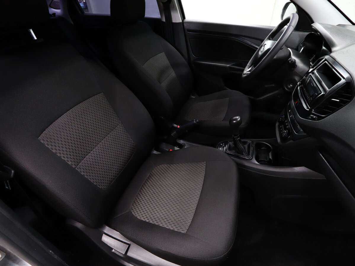 Lada (ВАЗ) Vesta б/у, 2018, Механическая. Фото: #8