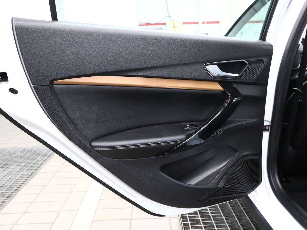 Lada (ВАЗ) Vesta б/у, 2023, Механическая. Фото: #12