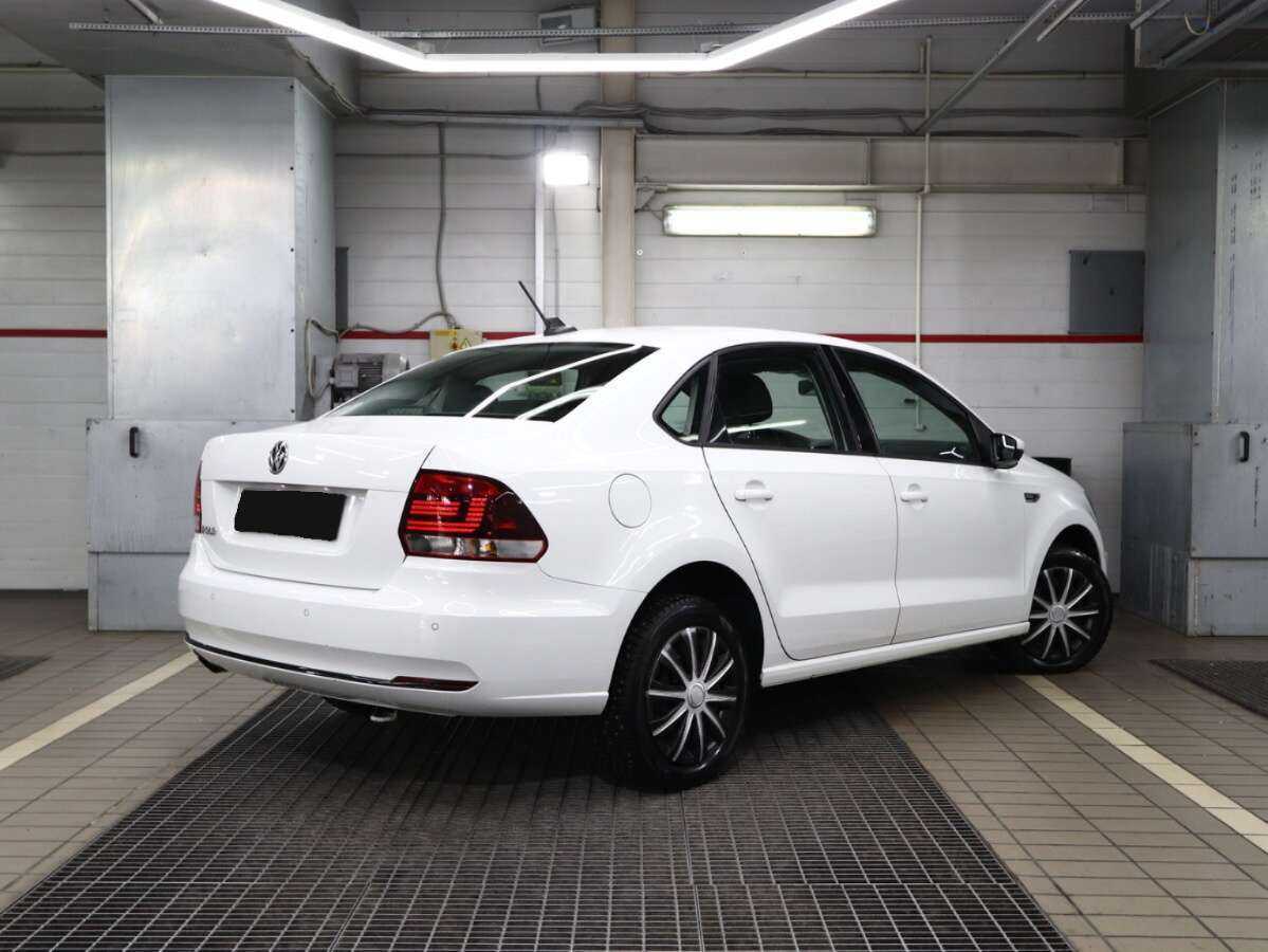 Volkswagen Polo б/у, 2019, Автоматическая. Фото: #3