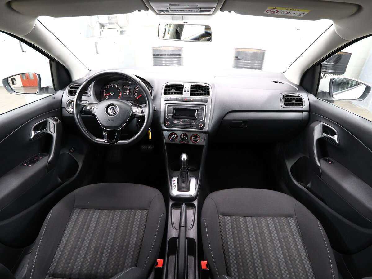 Volkswagen Polo б/у, 2019, Автоматическая. Фото: #7
