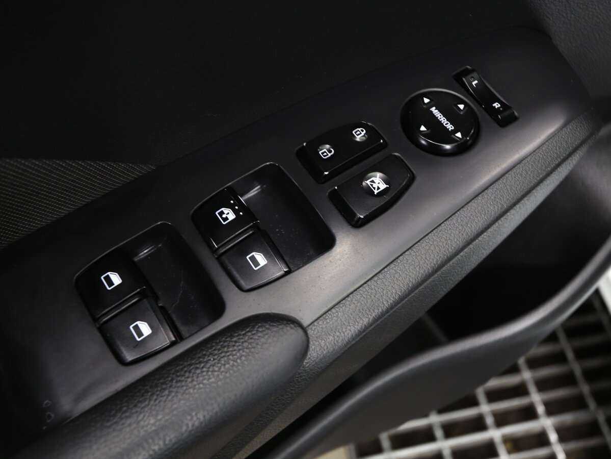 Hyundai Solaris б/у, 2018, Автоматическая. Фото: #9