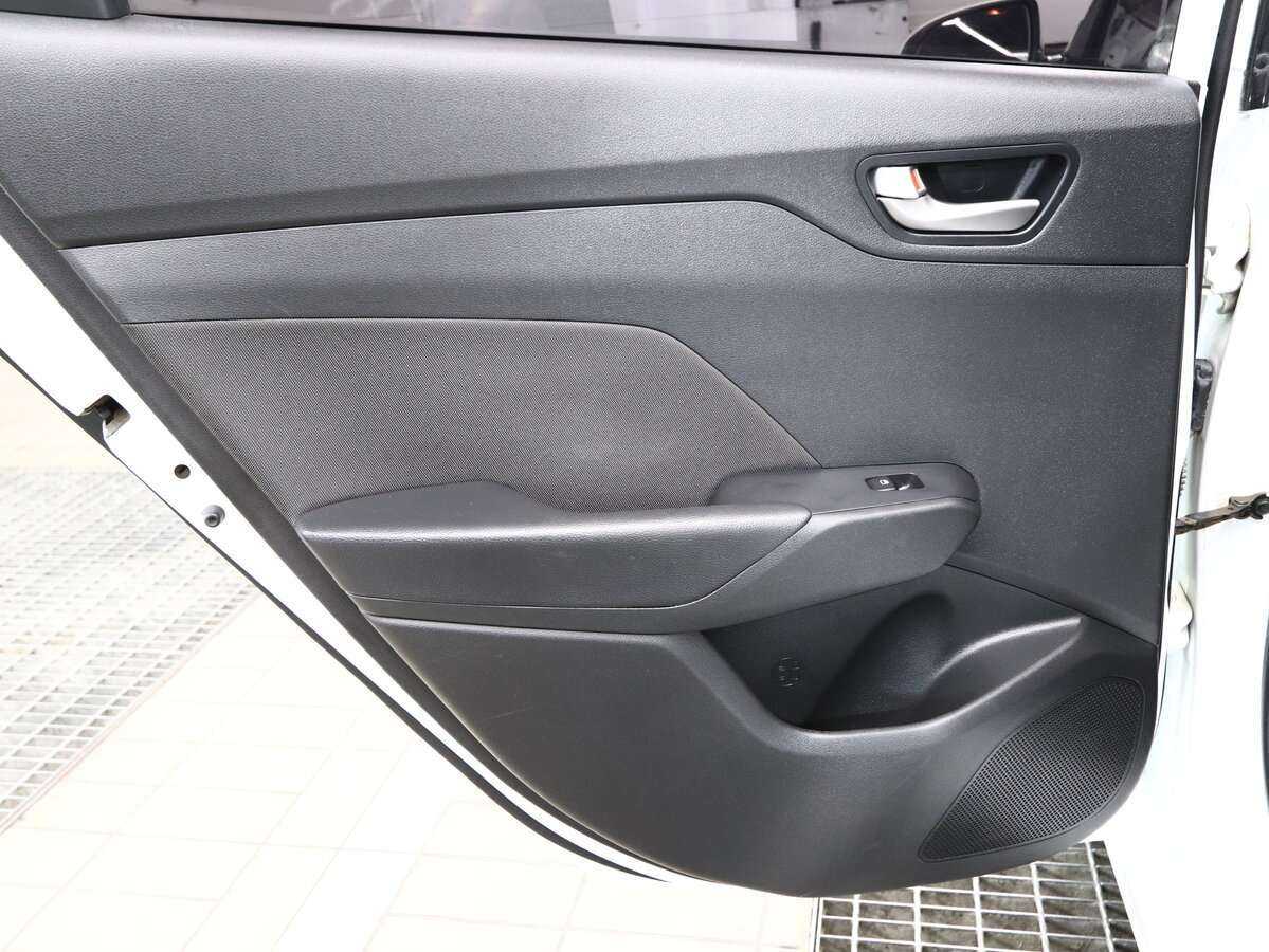 Hyundai Solaris б/у, 2018, Автоматическая. Фото: #12