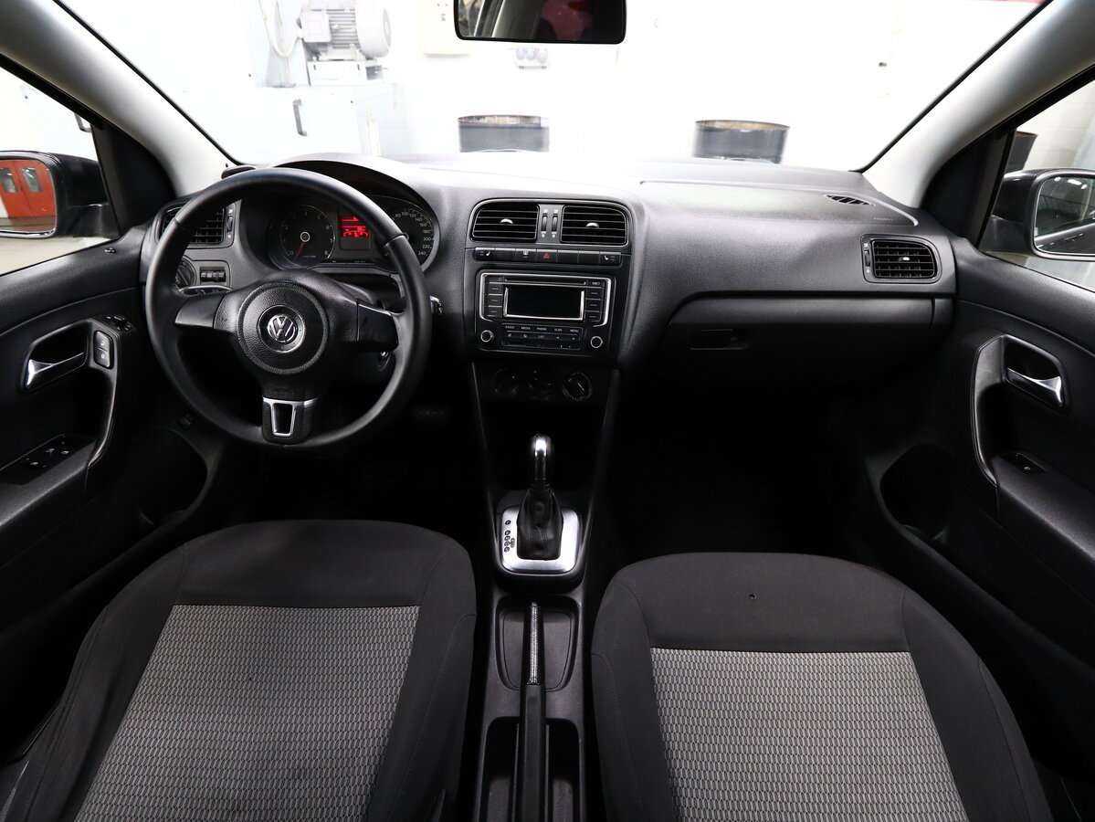 Volkswagen Polo б/у, 2013, Автоматическая. Фото: #8