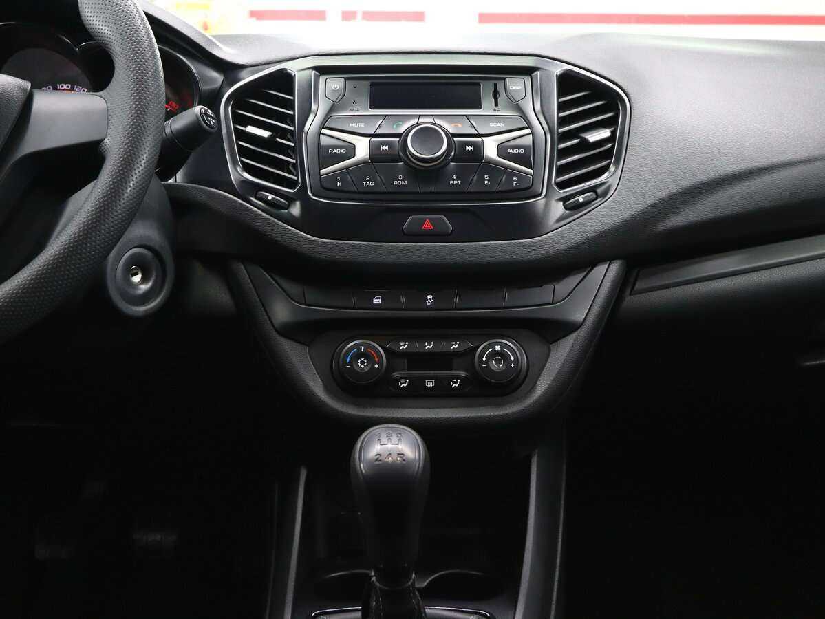 Lada (ВАЗ) Vesta б/у, 2020, Механическая. Фото: #16