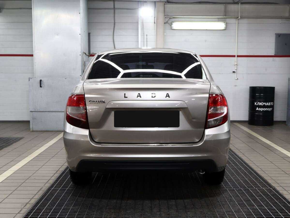 Lada (ВАЗ) Granta б/у, 2021, Механическая. Фото: #4