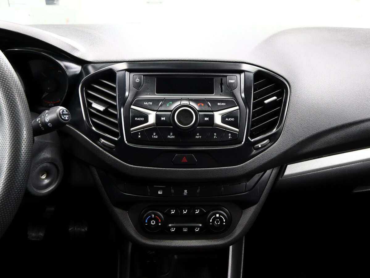 Lada (ВАЗ) Vesta б/у, 2020, Механическая. Фото: #17