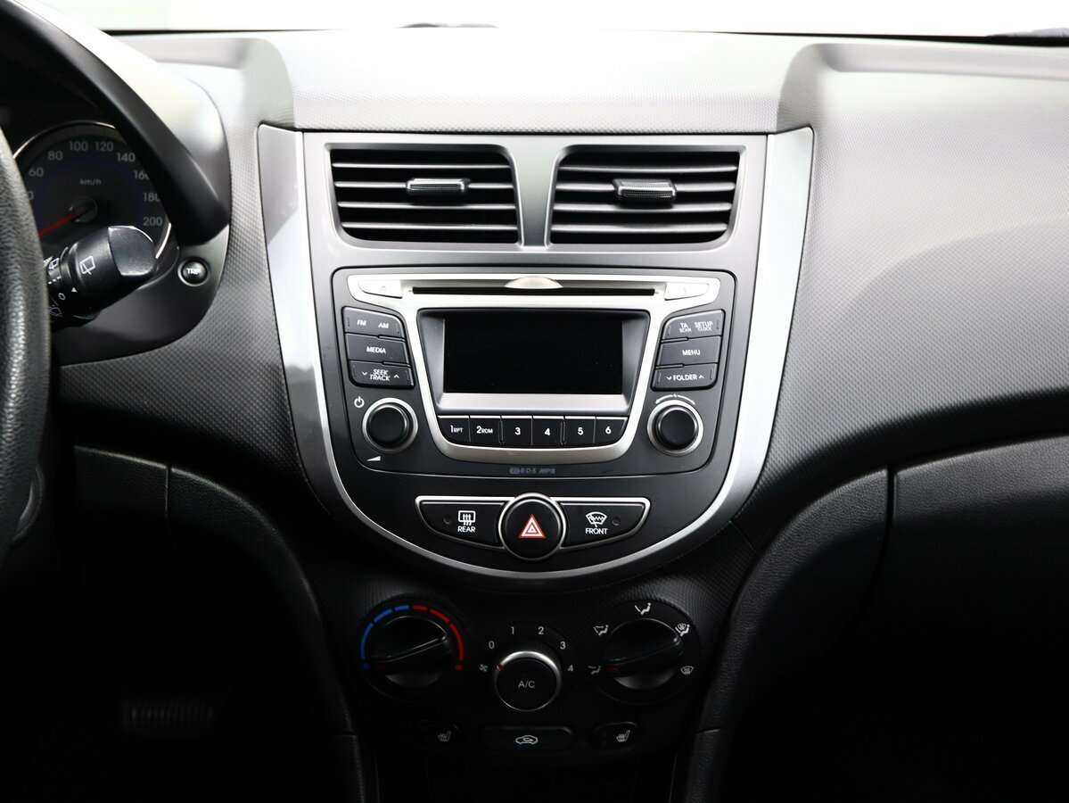 Hyundai Solaris б/у, 2015, Автоматическая. Фото: #9