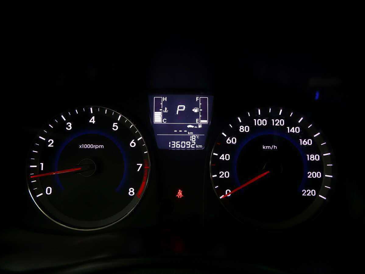 Hyundai Solaris б/у, 2015, Автоматическая. Фото: #11