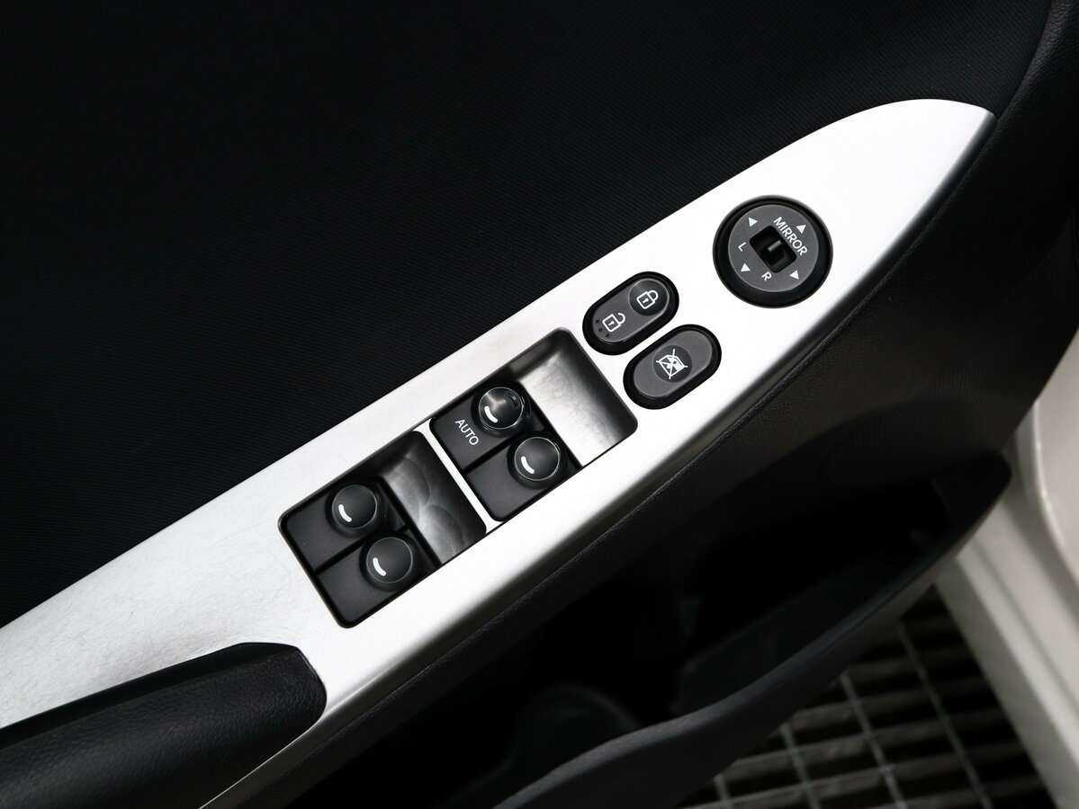 Hyundai Solaris б/у, 2015, Автоматическая. Фото: #14