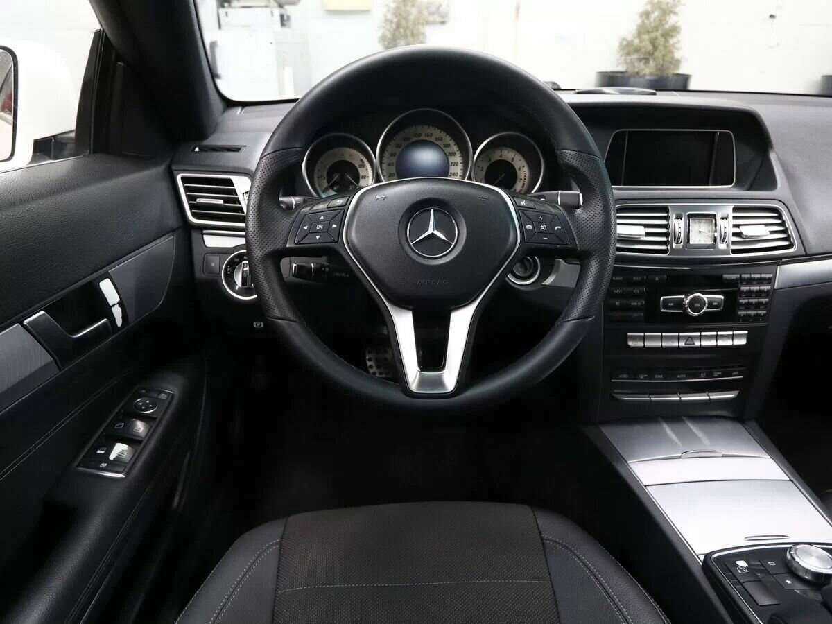 Mercedes-Benz E-Класс б/у, 2013, Автоматическая. Фото: #11
