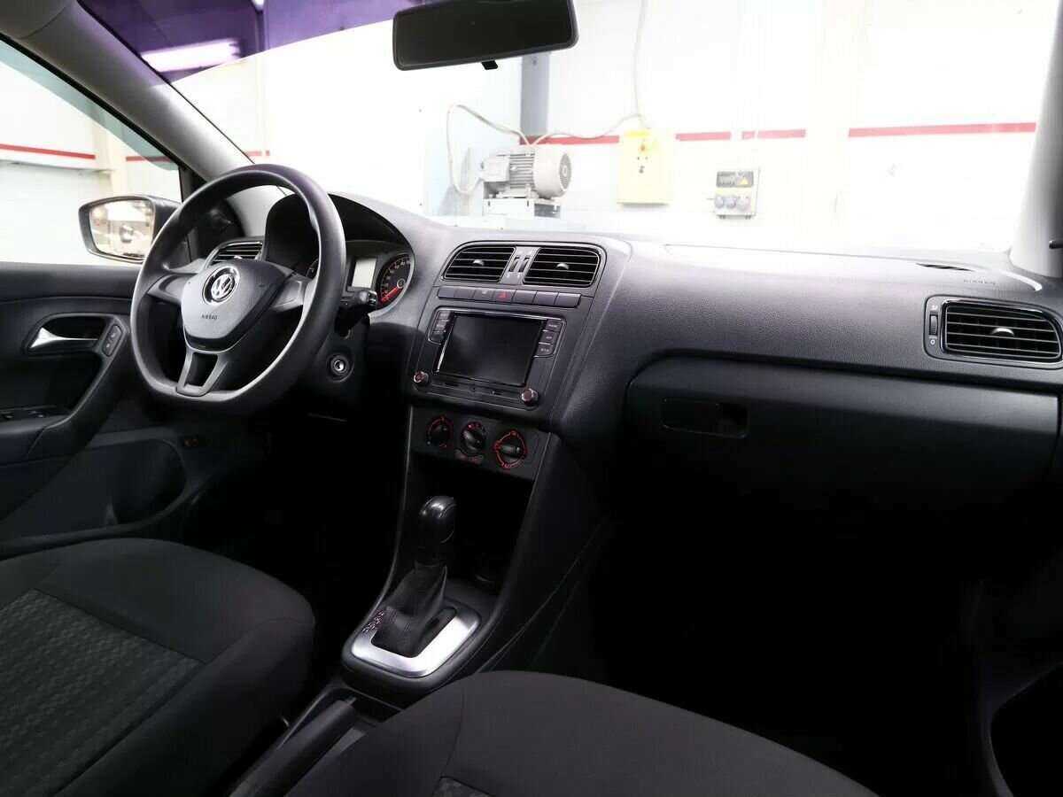 Volkswagen Polo б/у, 2018, Автоматическая. Фото: #7