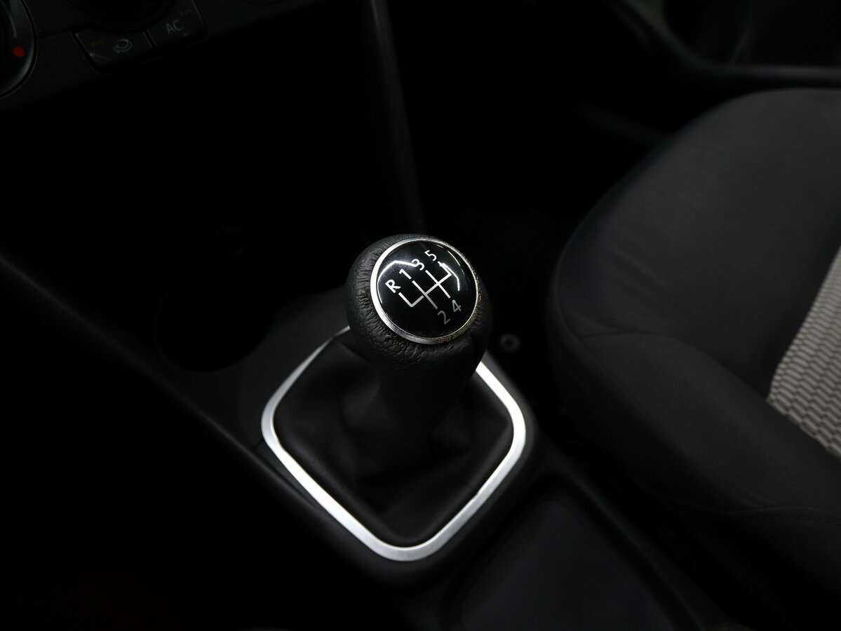 Volkswagen Polo б/у, 2012, Механическая. Фото: #13