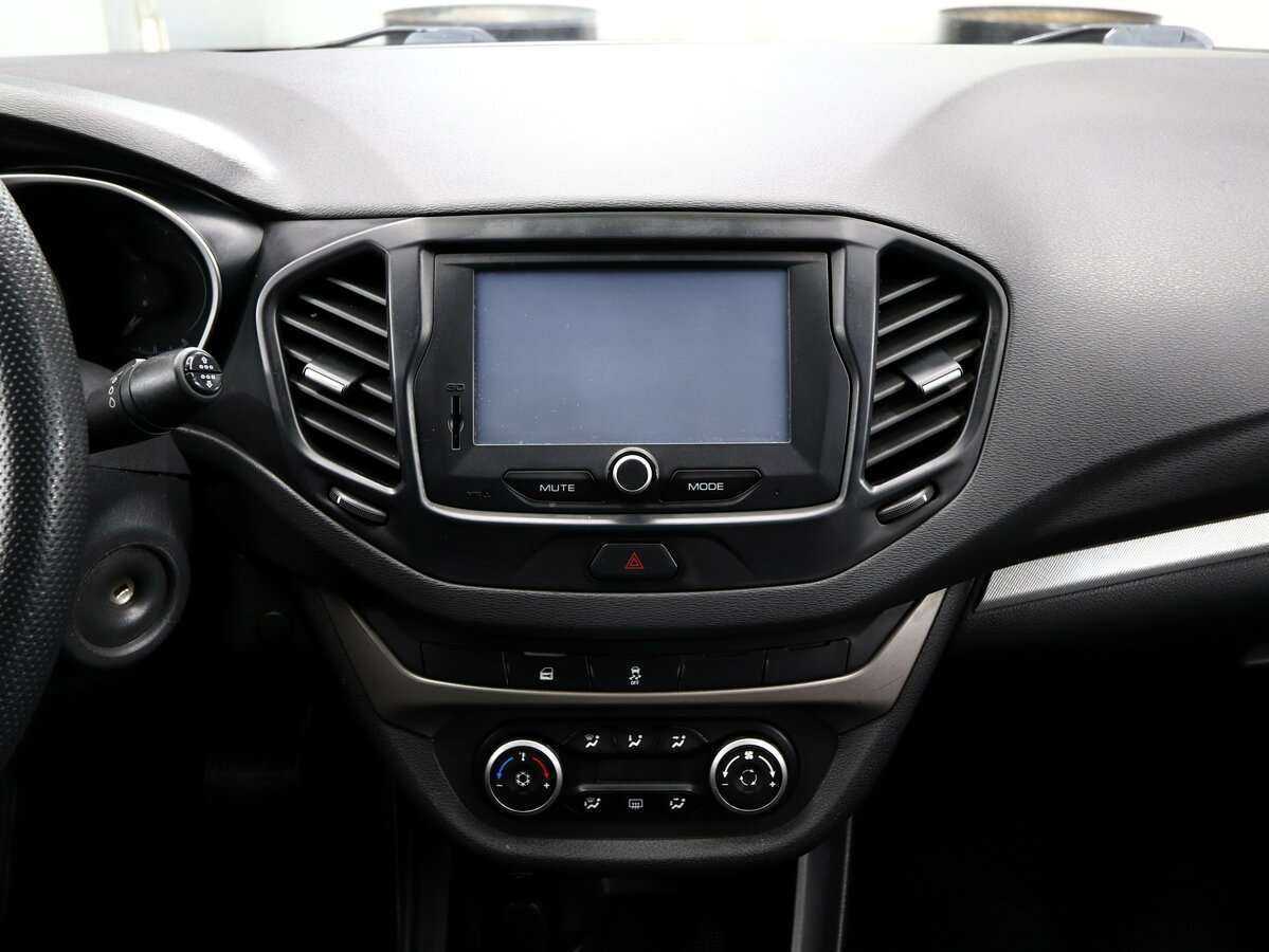 Lada (ВАЗ) Vesta б/у, 2015, Роботизированная. Фото: #17