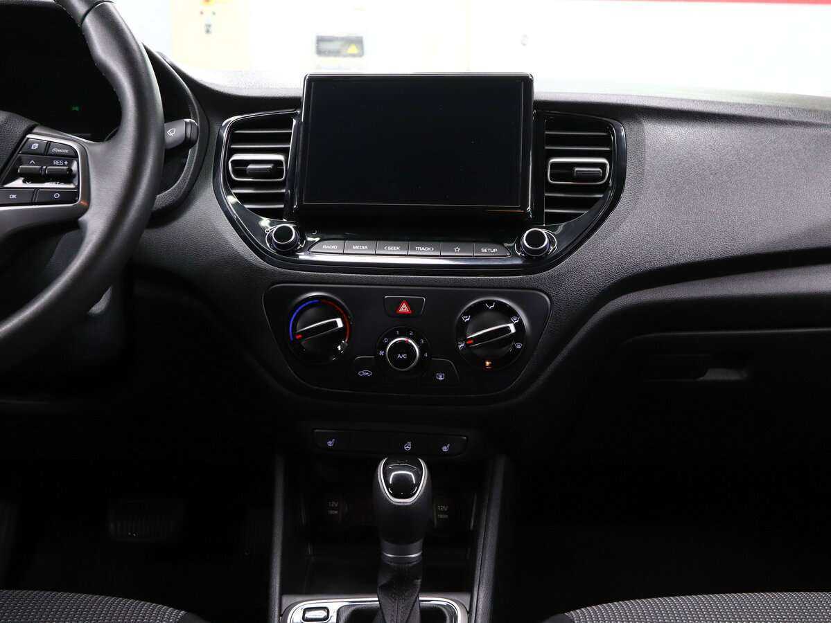 Hyundai Solaris б/у, 2021, Автоматическая. Фото: #17