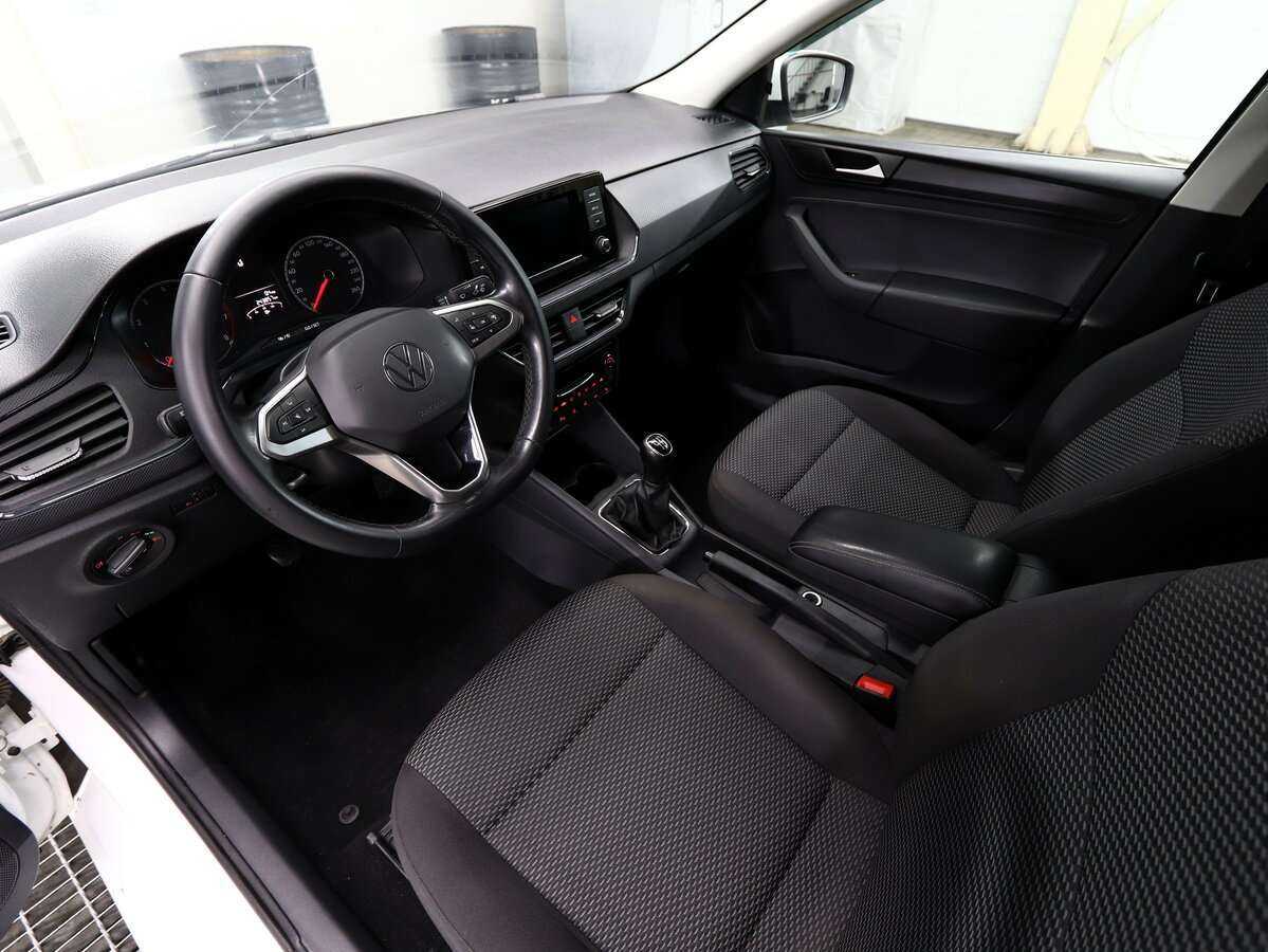 Volkswagen Polo б/у, 2020, Механическая. Фото: #6